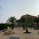 Under The Palm Trees Торевьиа