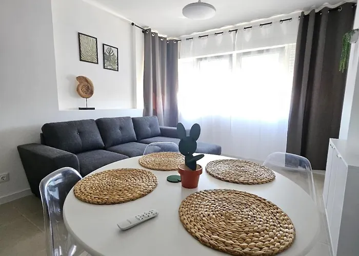 Apartment Under The Palm Trees Torrevieja